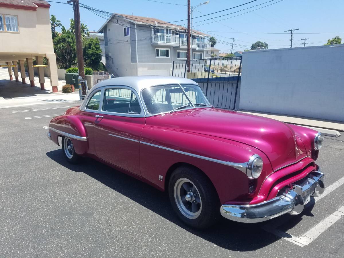 Oldsmobile-88-club-coupe-1949-custom-2