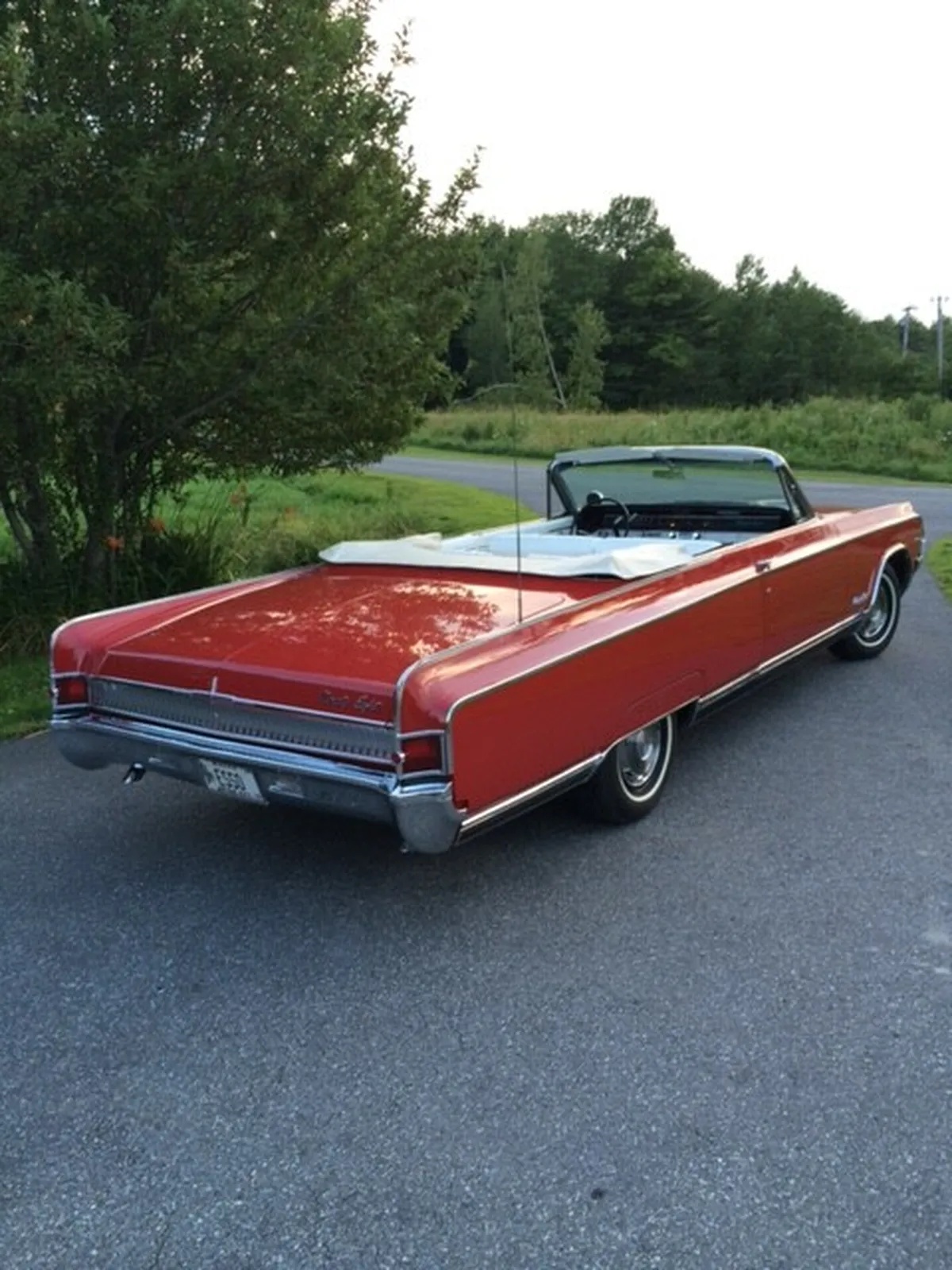 Oldsmobile-98-1964-Red-White-2
