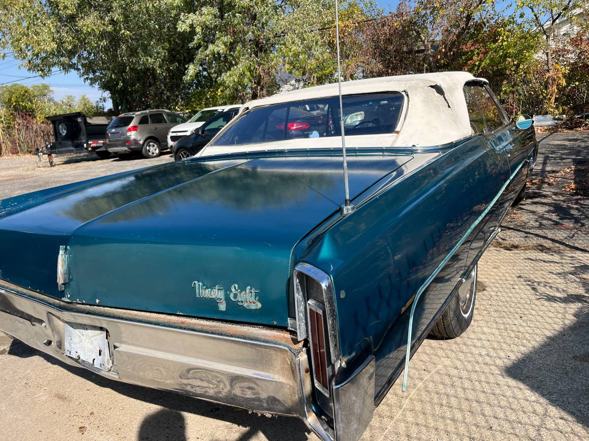 Oldsmobile-98-1966-10