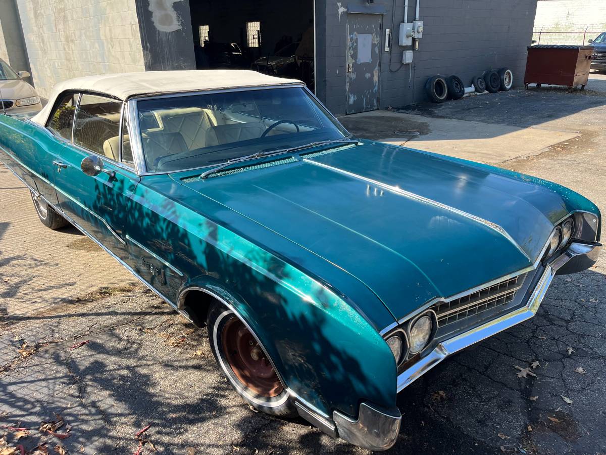 Oldsmobile-98-1966-5