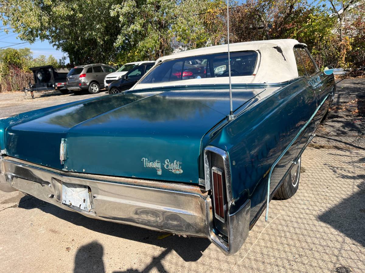 Oldsmobile-98-1966-8
