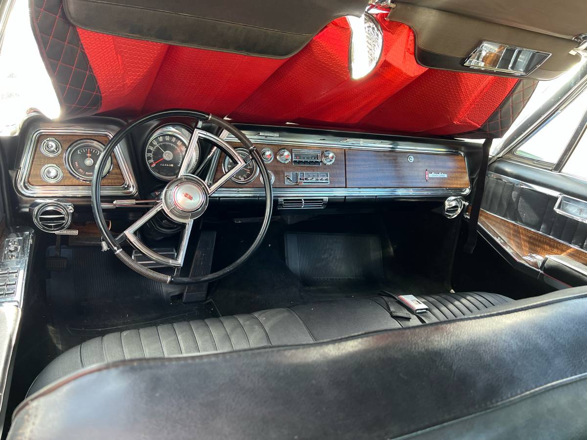 Oldsmobile-98-1966-red-3