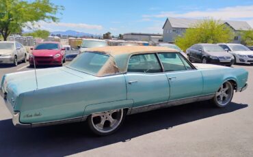 Oldsmobile-98-1967-10