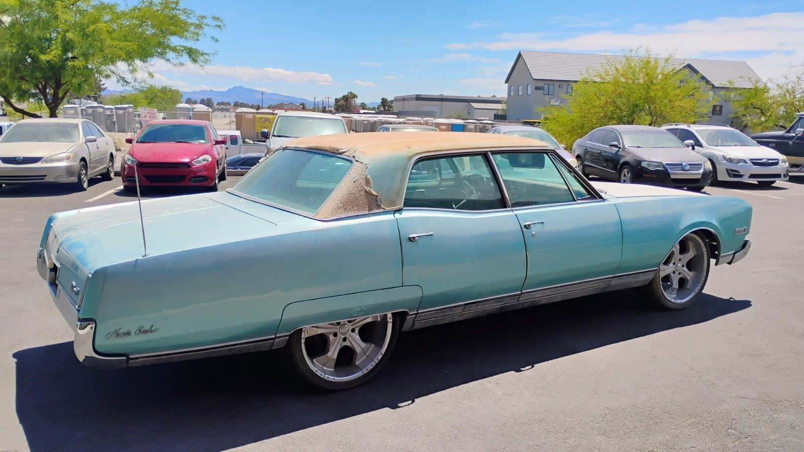 Oldsmobile-98-1967-10