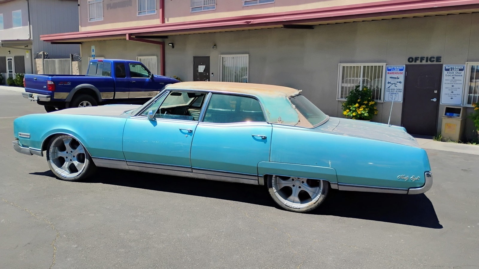 Oldsmobile-98-1967-8