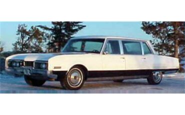Oldsmobile-98-1967-White-Navy-10