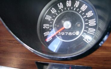 Oldsmobile-98-1967-White-Navy-2