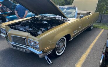 Oldsmobile-98-1970-Gold-Gold-16