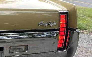 Oldsmobile-98-1970-Gold-Gold-4