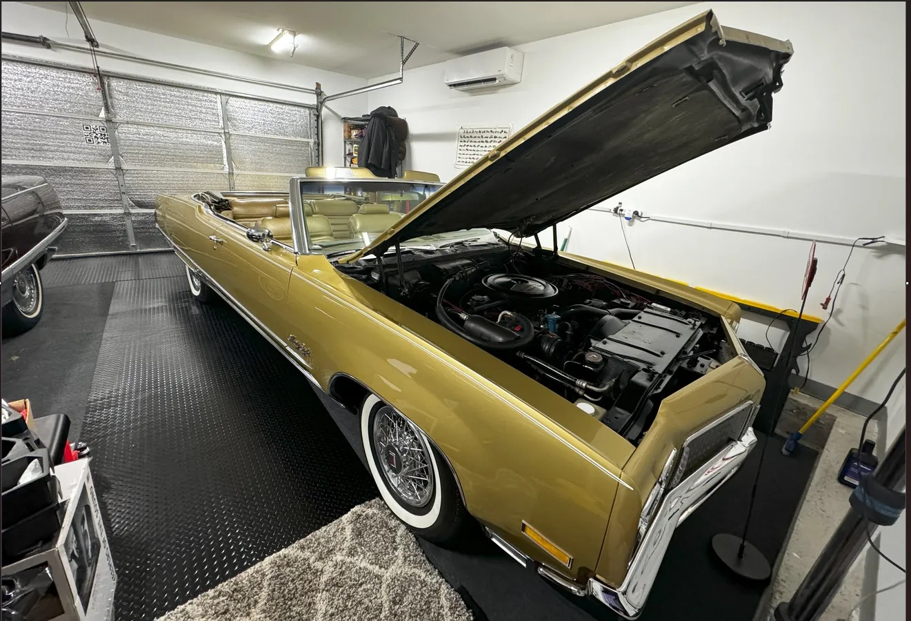 Oldsmobile-98-1970-Gold-Gold-5