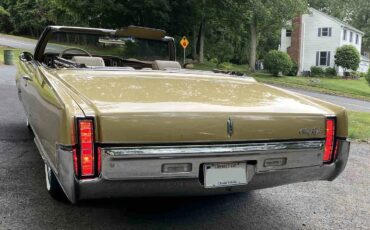 Oldsmobile-98-1970-Gold-Gold-7