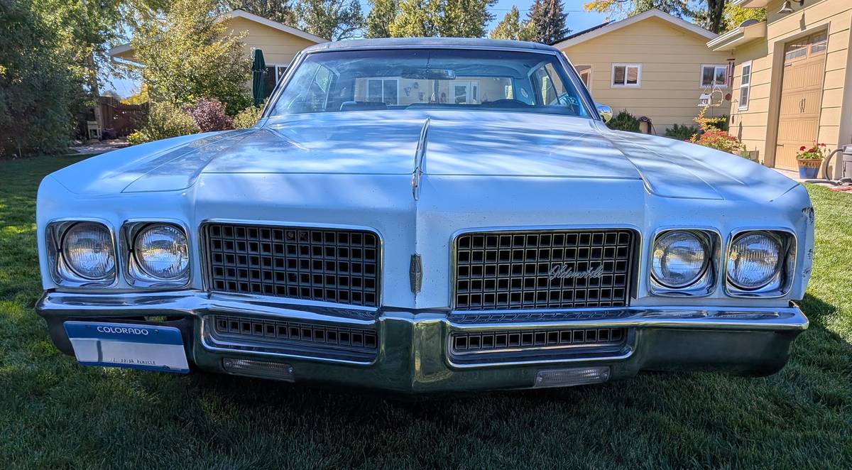 Oldsmobile-98-1970-blue-3
