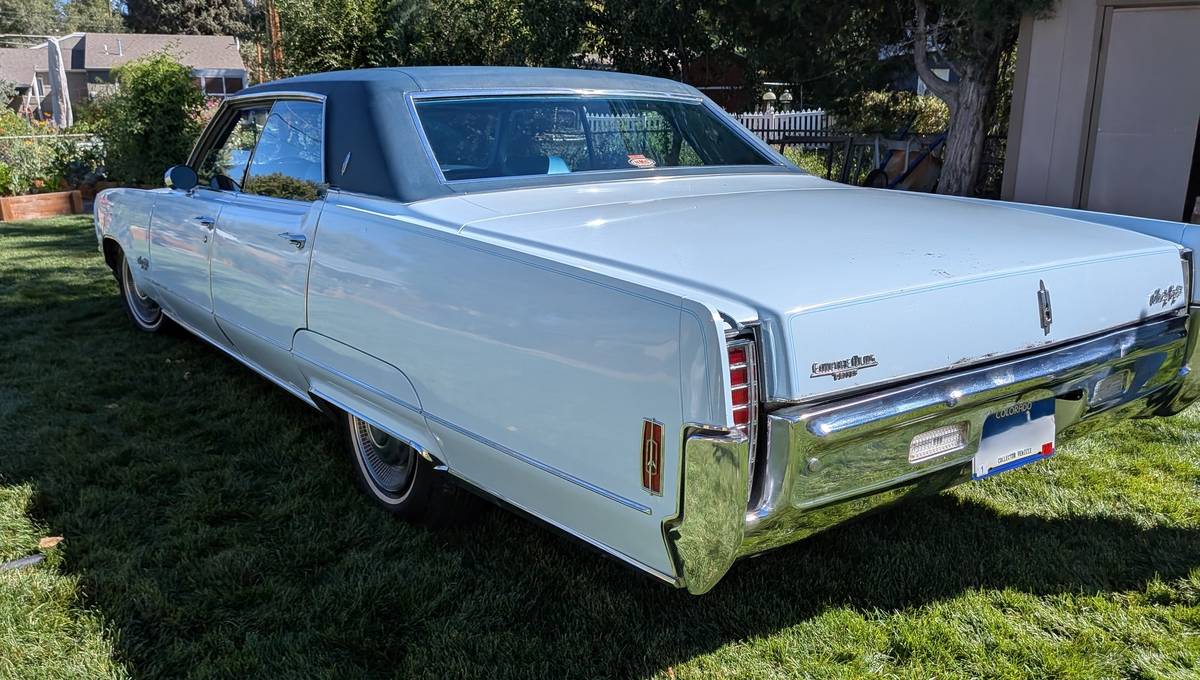 Oldsmobile-98-1970-blue