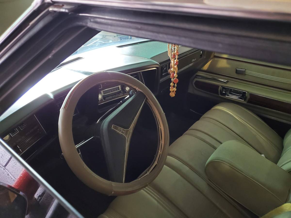 Oldsmobile-98-1972-13