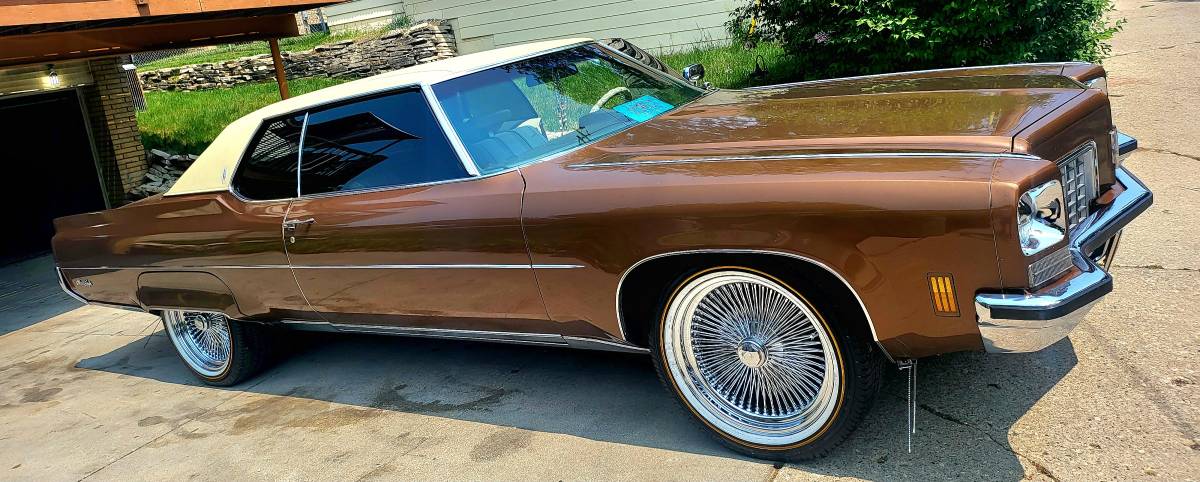 Oldsmobile-98-1972-17