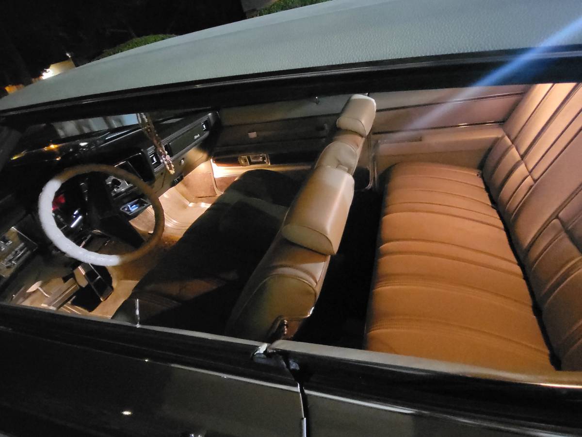 Oldsmobile-98-1972-8