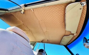 Oldsmobile-98-1972-yellow-3