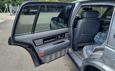 Oldsmobile-98-1989-Sedan-18