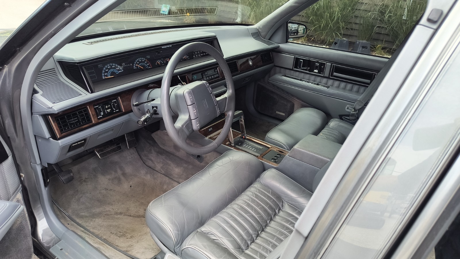 Oldsmobile-98-1989-Sedan-7