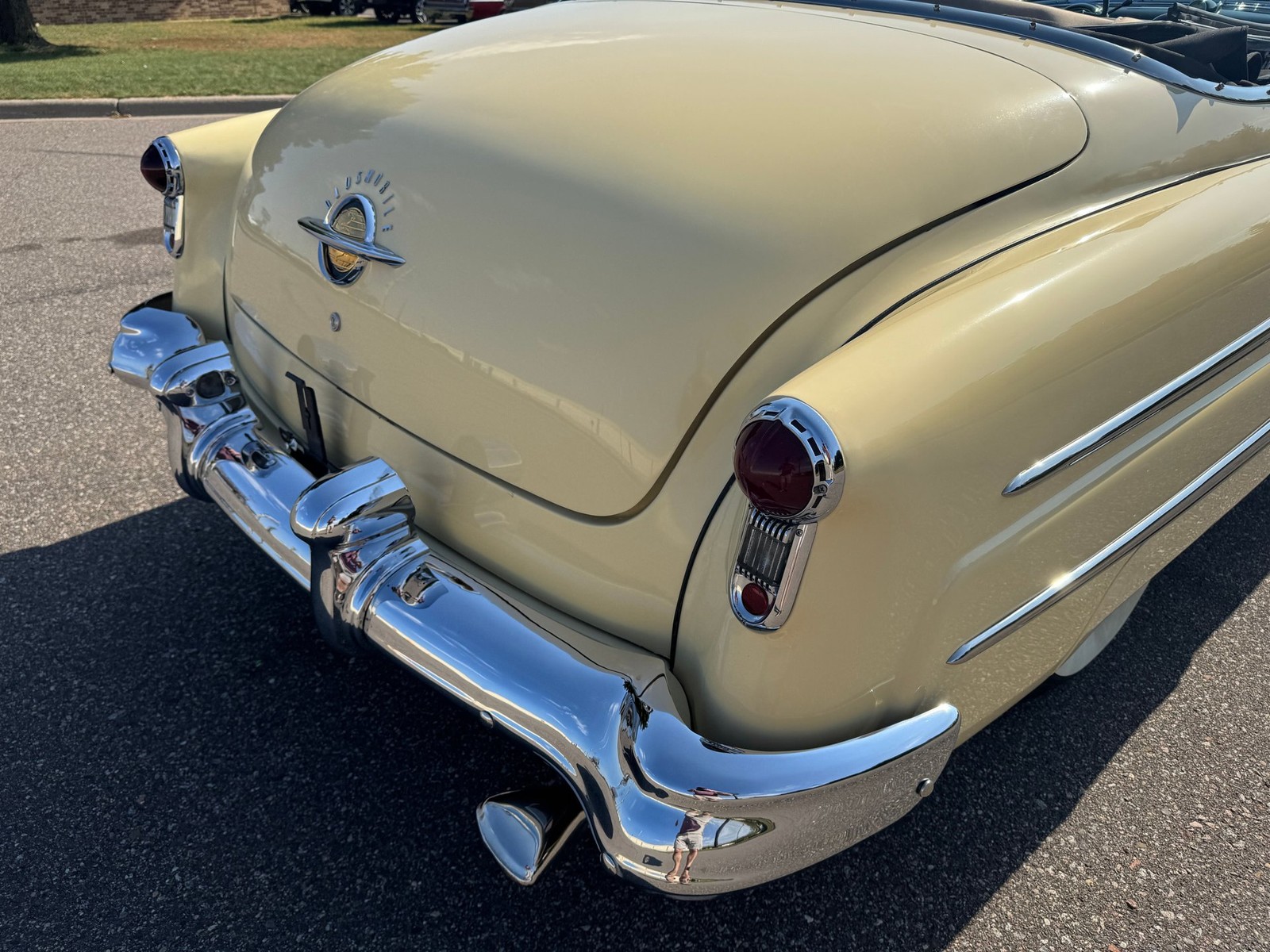 Oldsmobile-98-Deluxe-Convertible-1951-Convertible-28