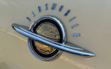 Oldsmobile-98-Deluxe-Convertible-1951-Convertible-39