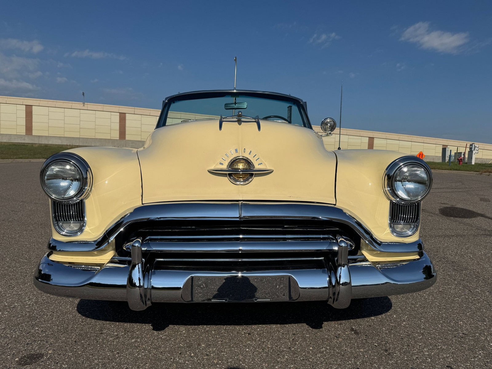 Oldsmobile-98-Deluxe-Convertible-1951-Convertible-8