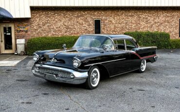 Oldsmobile-98-j-2-1957-Black-Gray-Brocade-Clothe-1