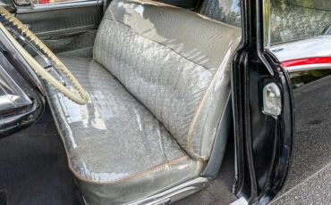 Oldsmobile-98-j-2-1957-Black-Gray-Brocade-Clothe-15