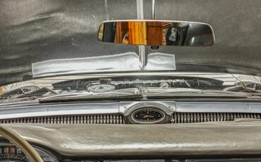 Oldsmobile-98-j-2-1957-Black-Gray-Brocade-Clothe-3