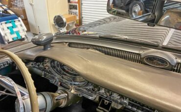 Oldsmobile-98-j-2-1957-Black-Gray-Brocade-Clothe-5