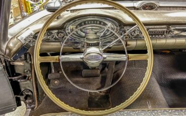 Oldsmobile-98-j-2-1957-Black-Gray-Brocade-Clothe-8