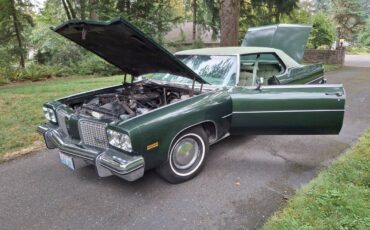 Oldsmobile-98-regency-1974-green-22