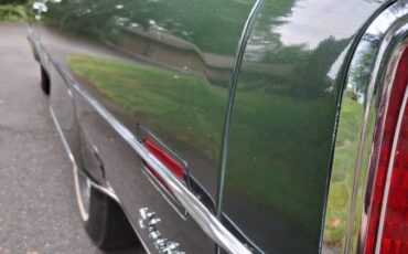 Oldsmobile-98-regency-1974-green-5
