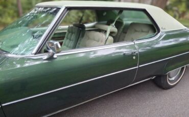 Oldsmobile-98-regency-1974-green-6