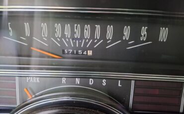 Oldsmobile-98-regency-1974-green-9