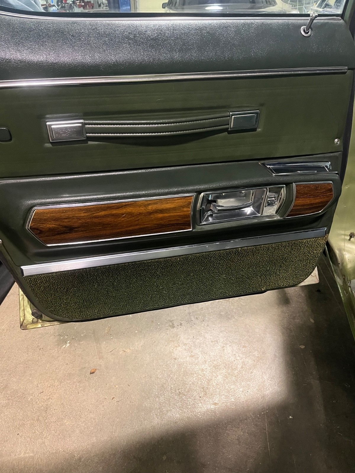 Oldsmobile-Custom-Cruiser-1972-Wagon-11