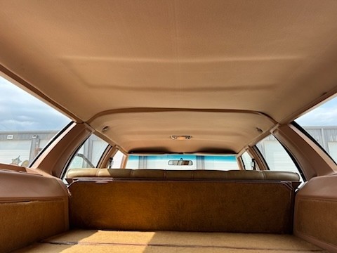 Oldsmobile-Custom-Cruiser-1978-13