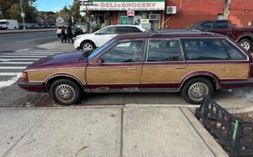 Oldsmobile-Custom-Cruiser-1989-Wagon-2