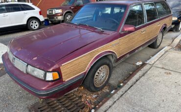 Oldsmobile-Custom-Cruiser-1989-Wagon