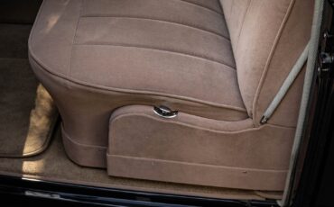 Oldsmobile-Custom-LS3-V8-Model-F38-Touring-1938-4-Door-Sedan-31
