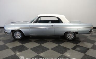Oldsmobile-Cutlass-1963-Coupe-2