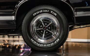 Oldsmobile-Cutlass-1970-Black-10