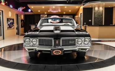 Oldsmobile-Cutlass-1970-Black-15