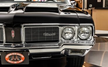 Oldsmobile-Cutlass-1970-Black-34