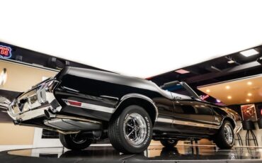 Oldsmobile-Cutlass-1970-Black-6