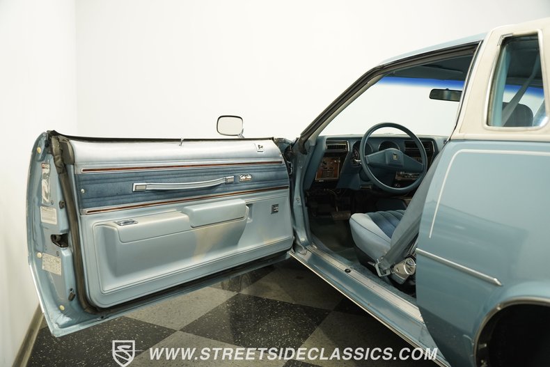 Oldsmobile-Cutlass-1976-Horizon-Blue-Blue-12