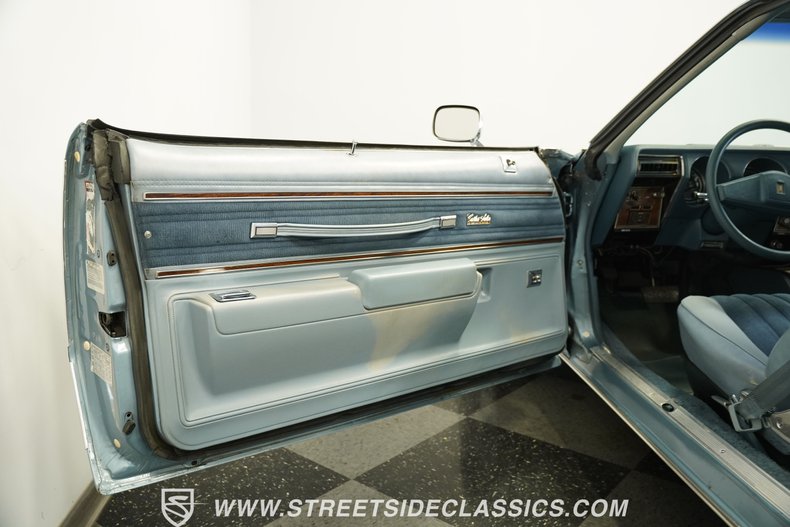 Oldsmobile-Cutlass-1976-Horizon-Blue-Blue-13