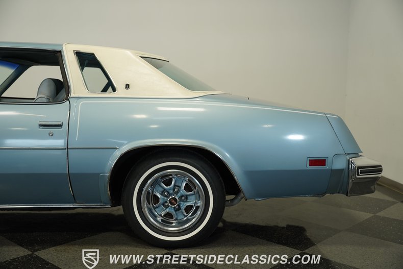 Oldsmobile-Cutlass-1976-Horizon-Blue-Blue-28