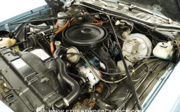 Oldsmobile-Cutlass-1976-Horizon-Blue-Blue-32
