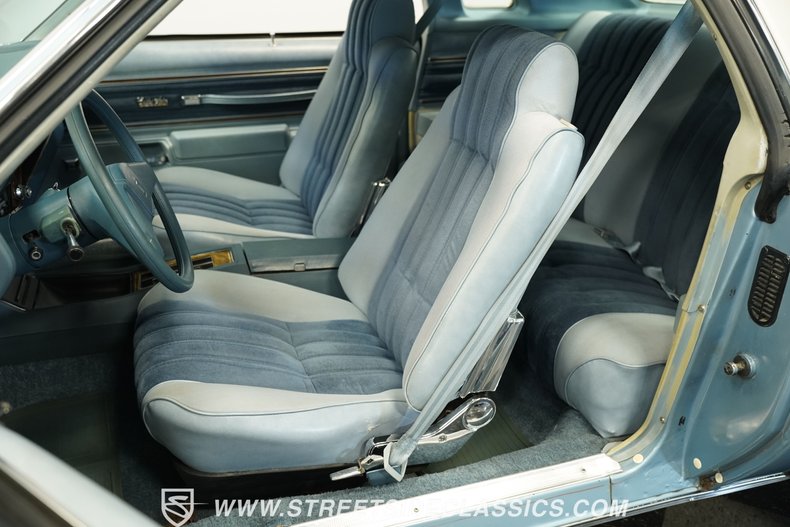 Oldsmobile-Cutlass-1976-Horizon-Blue-Blue-38